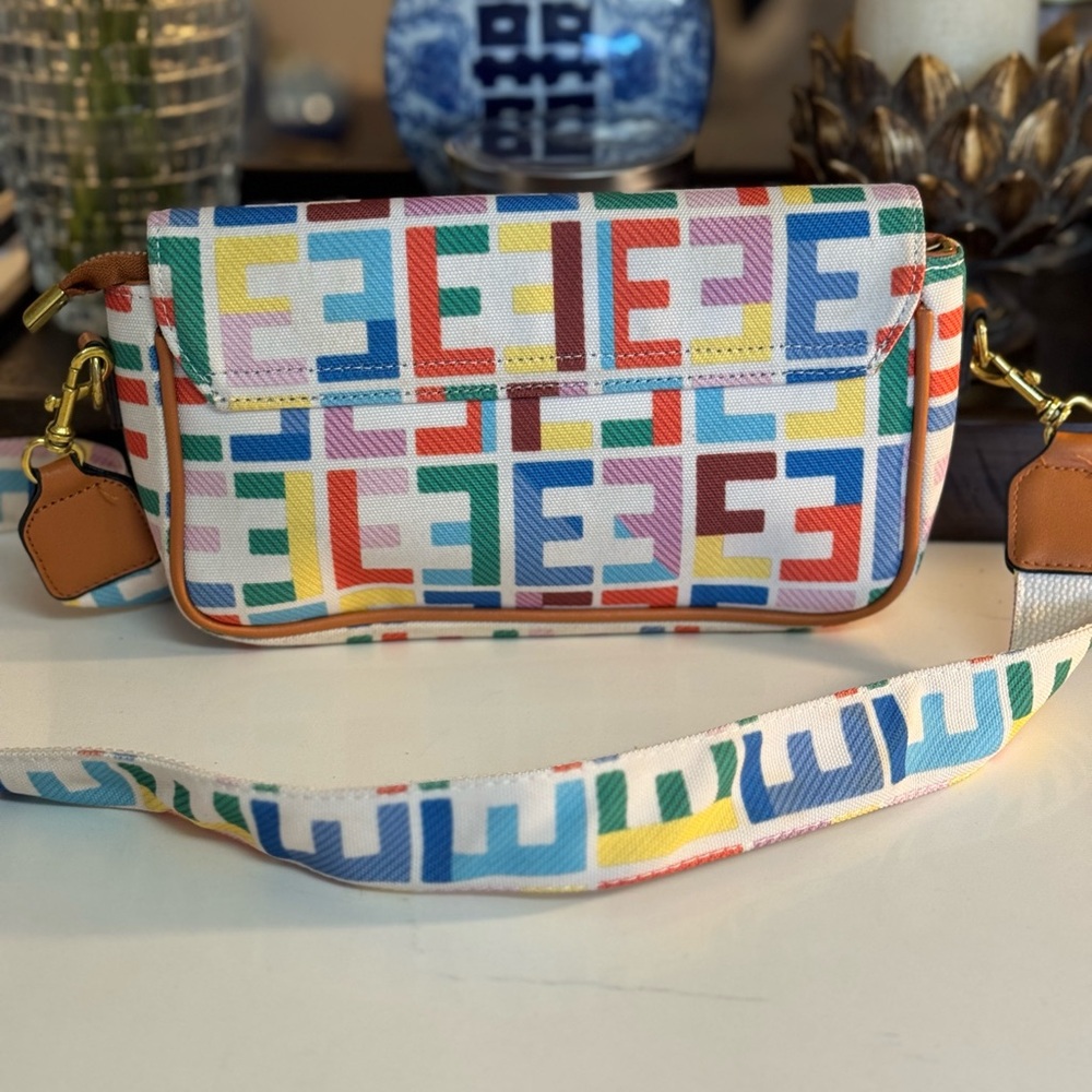 Design Inspired Multicolor Crossbody Bag! - image 5